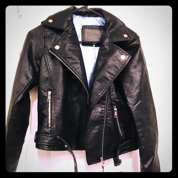 🔺NEW🔺Faux leather jacket - Picture 2 of 4